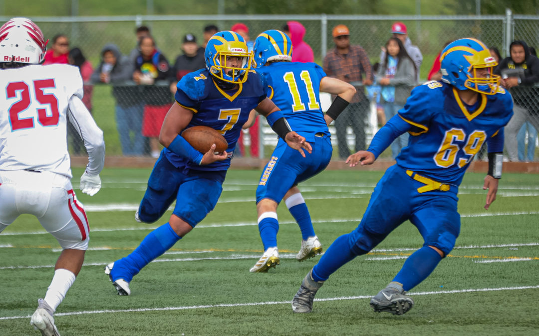 Prep Football: Alailefaleula bros doing their best to excel in father’s formidable footsteps