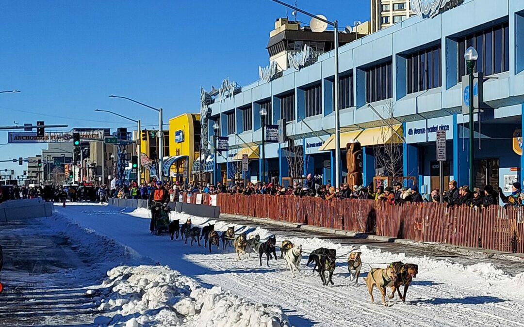 Buddy Streeper wins Rondy Sled Dog Race, ties mushing icon George Attla with 10 World Championship titles