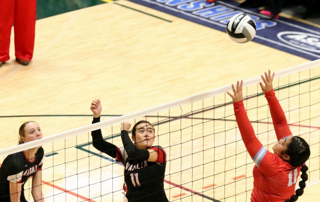 Prep Volleyball: Wasilla stays dominant, sweeps East on Day 2 of Class 4A state tournament