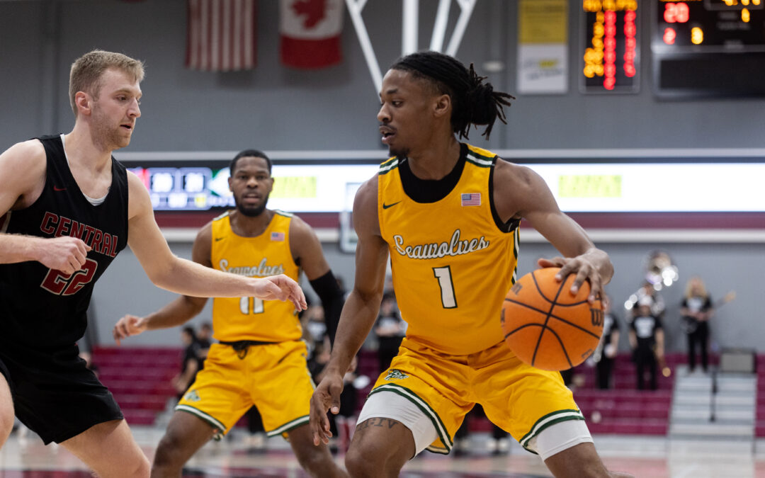 College Hoops: UAA men lead GNAC in attendance, will need home-court edge to power playoff push; Jaron Williams on verge of joining elite group; DHS nears 1K