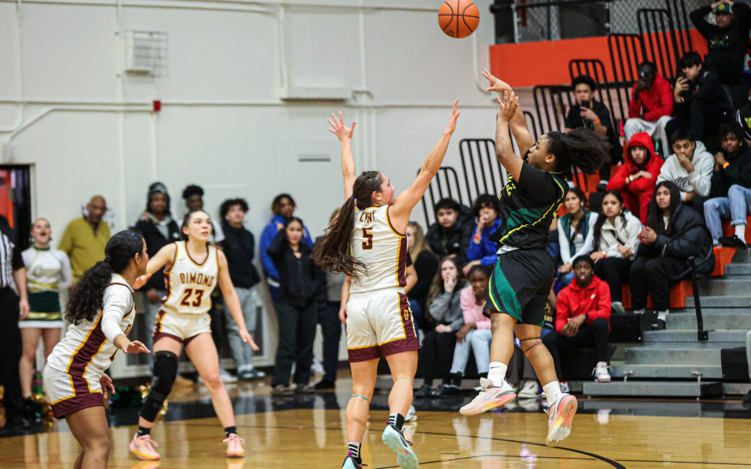 Prep Hoops: Aryanna Watson hits buzzer beater as Service girls stun fourth-ranked Dimond for CIC championship; Bartlett snags third