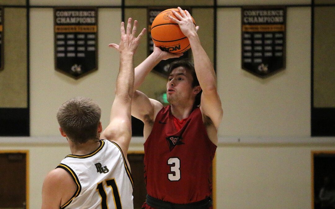 College Hoops: Sullivan Menard hits late 3 to force OT, finishes with 16 points as Whitworth wins D3 tournament opener over Cal Lutheran