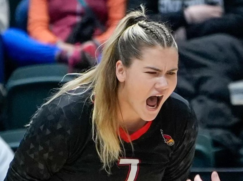 UAA volleyball lands Reigning Gatorade Alaska Player of the Year Emma Beck of Kenai