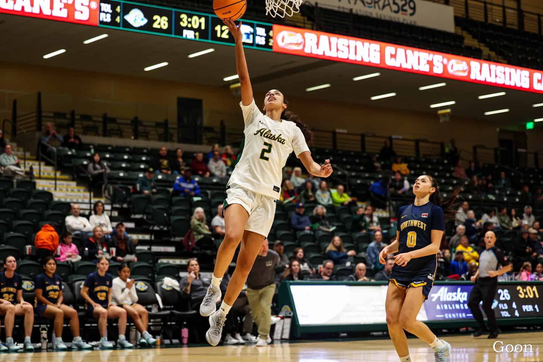 Harrison’s career-high 31 points fuel UAA women in Hawaii; Novelli nets 15 in UAF debut