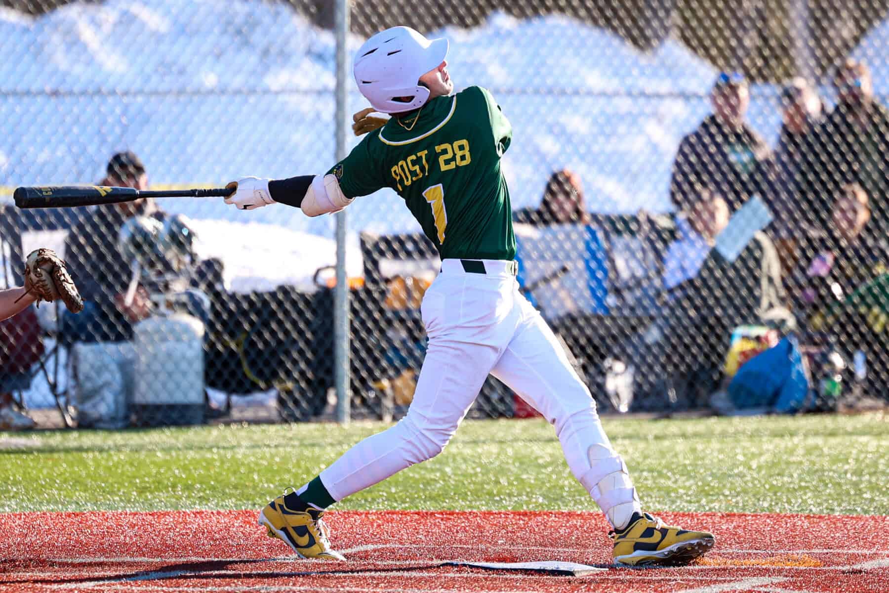 Niclai picks up where he left off last year, homers in second at-bat of Service season opener
