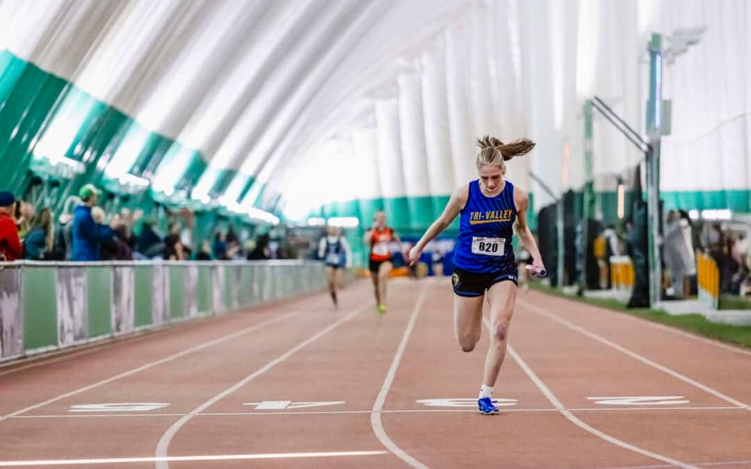 Eddington edges state record in 300-meter hurdle prelims