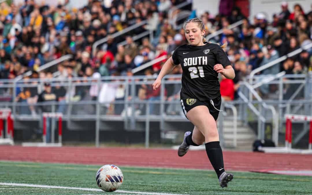 South Anchorage girls complete 20-0 season with state title