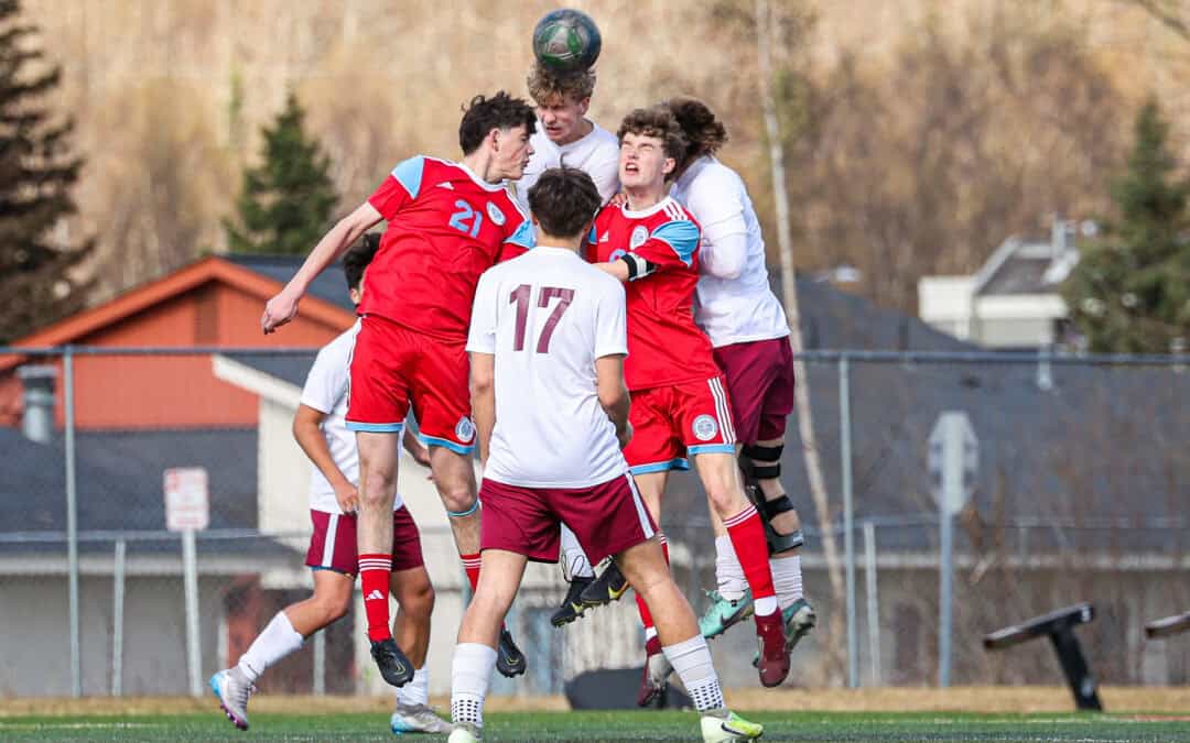 State-bound Lynx take down much-improved, defense-minded East