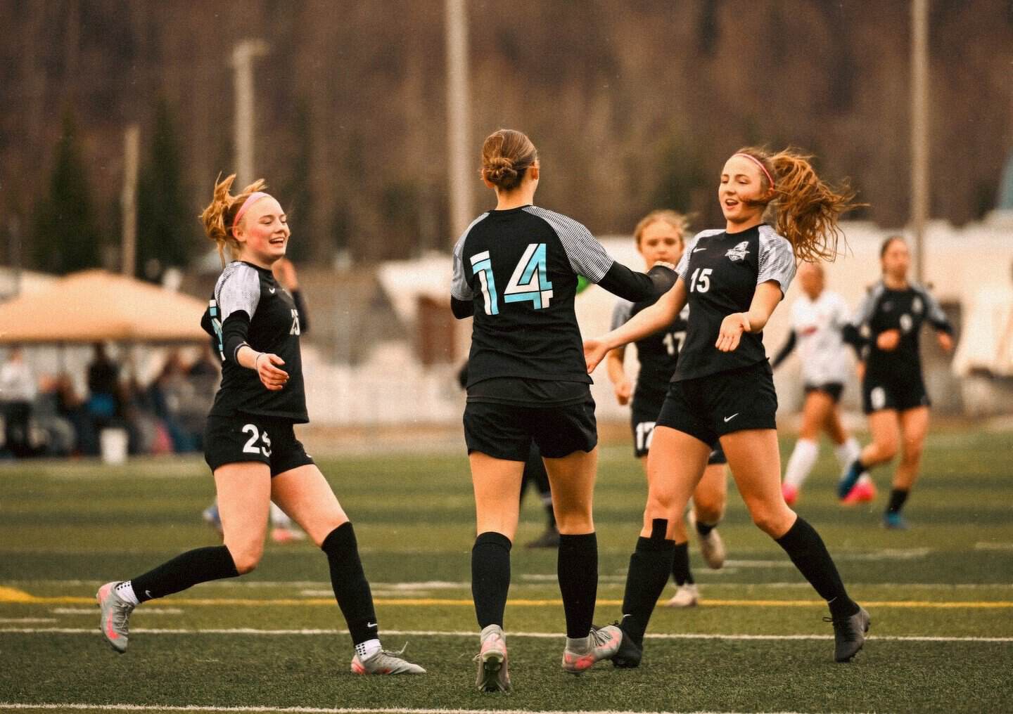 Chugiak girls stay hot, edge Service for ninth win