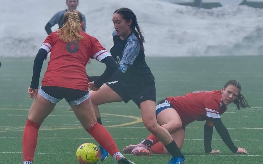 Landon leads Mustang makeover, nets hat trick on Day 1 win at state