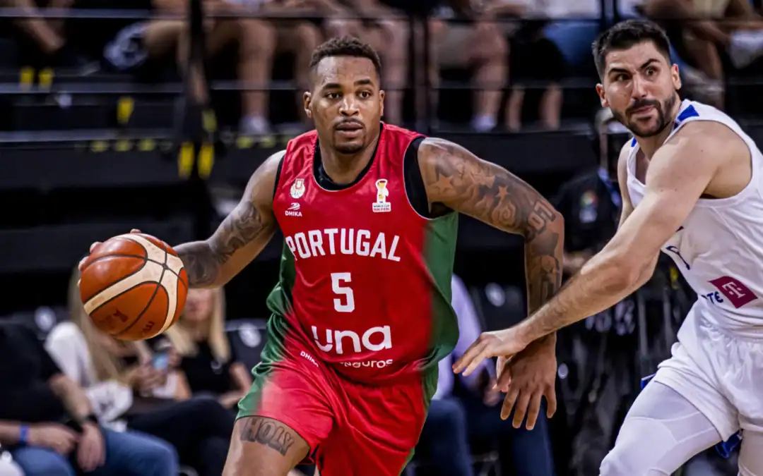 Williams leads Portugal into World Cup qualifying second round for first time; Thor has 5 blocks for South Sudan