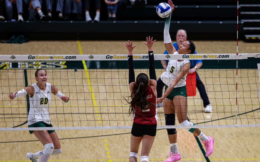 UAA rallies to win home opener; Nanooks, Lenoir-Rhyne also victorious at Seawolf Invitational
