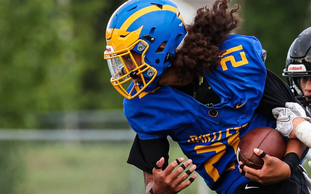 Bartlett breaks away late to beat Wolfpack 28-10 in Fairbanks